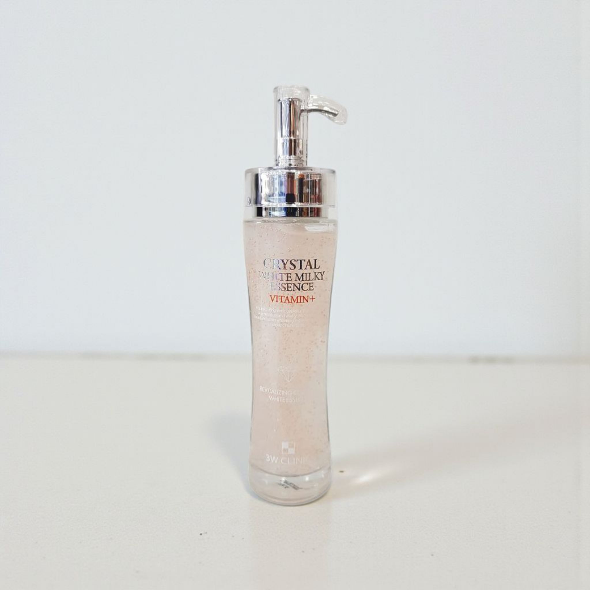 3w clinic crystal white milky essence vitamin+ - 150ml