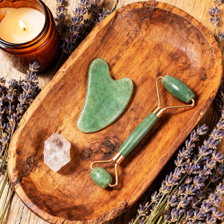Jade Roller Gua Sha Set - (Green Colour)