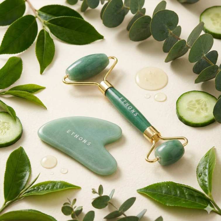Jade Roller Gua Sha Set - (Mint Colour)